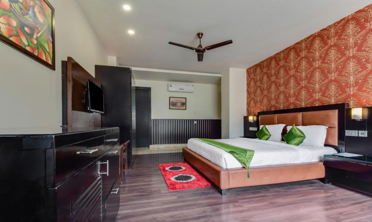 The Vaikunth Hotel Dharamshala Bagian luar foto
