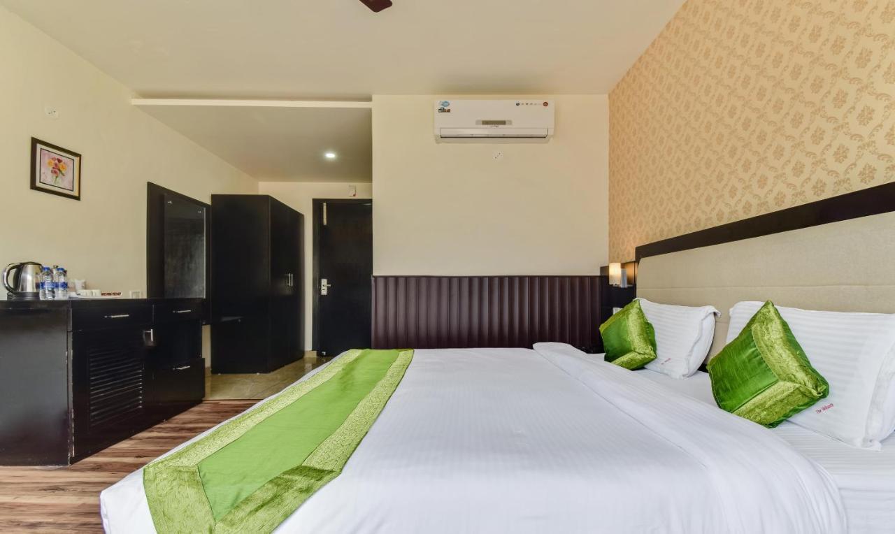 The Vaikunth Hotel Dharamshala Bagian luar foto